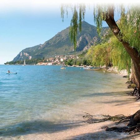 Holiday Apartaments Desenzano del Garda Buitenkant foto