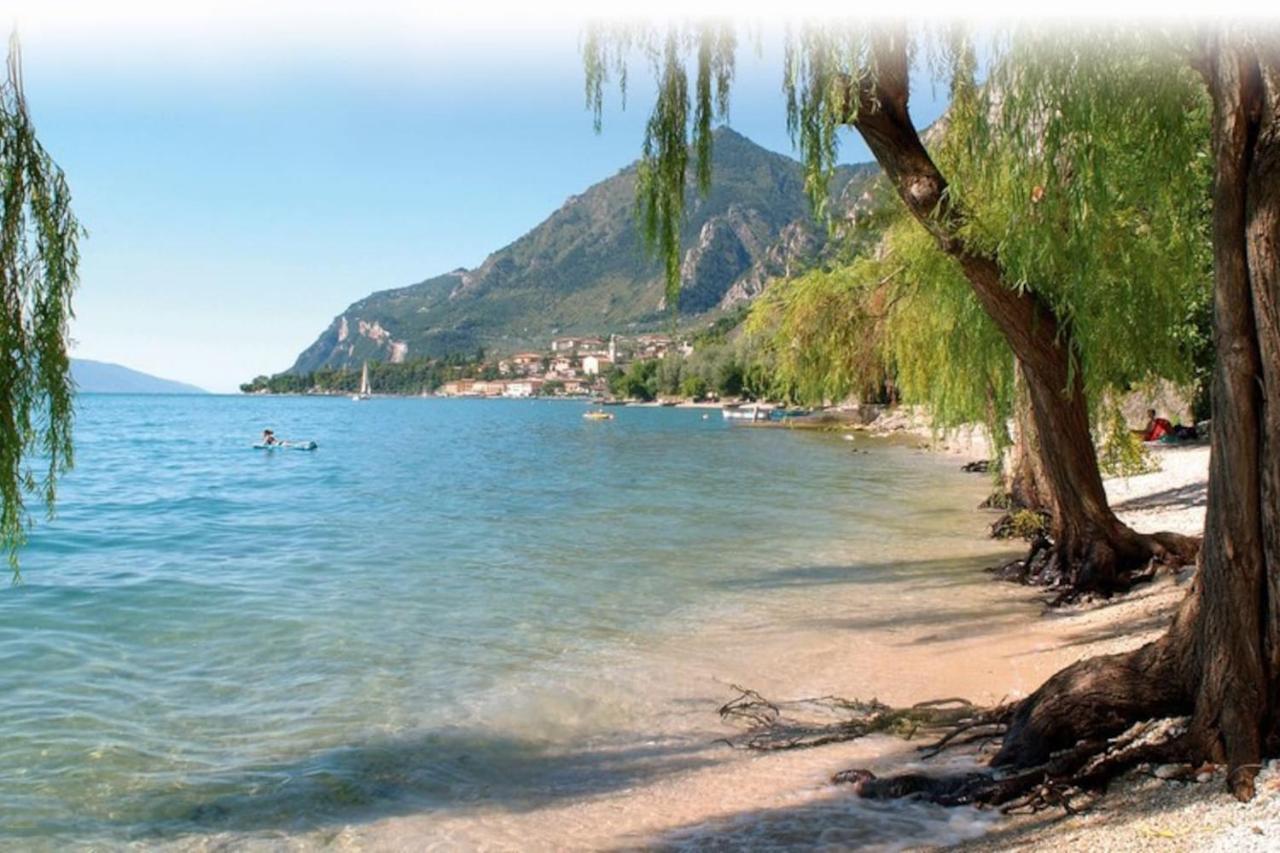 Holiday Apartaments Desenzano del Garda Buitenkant foto